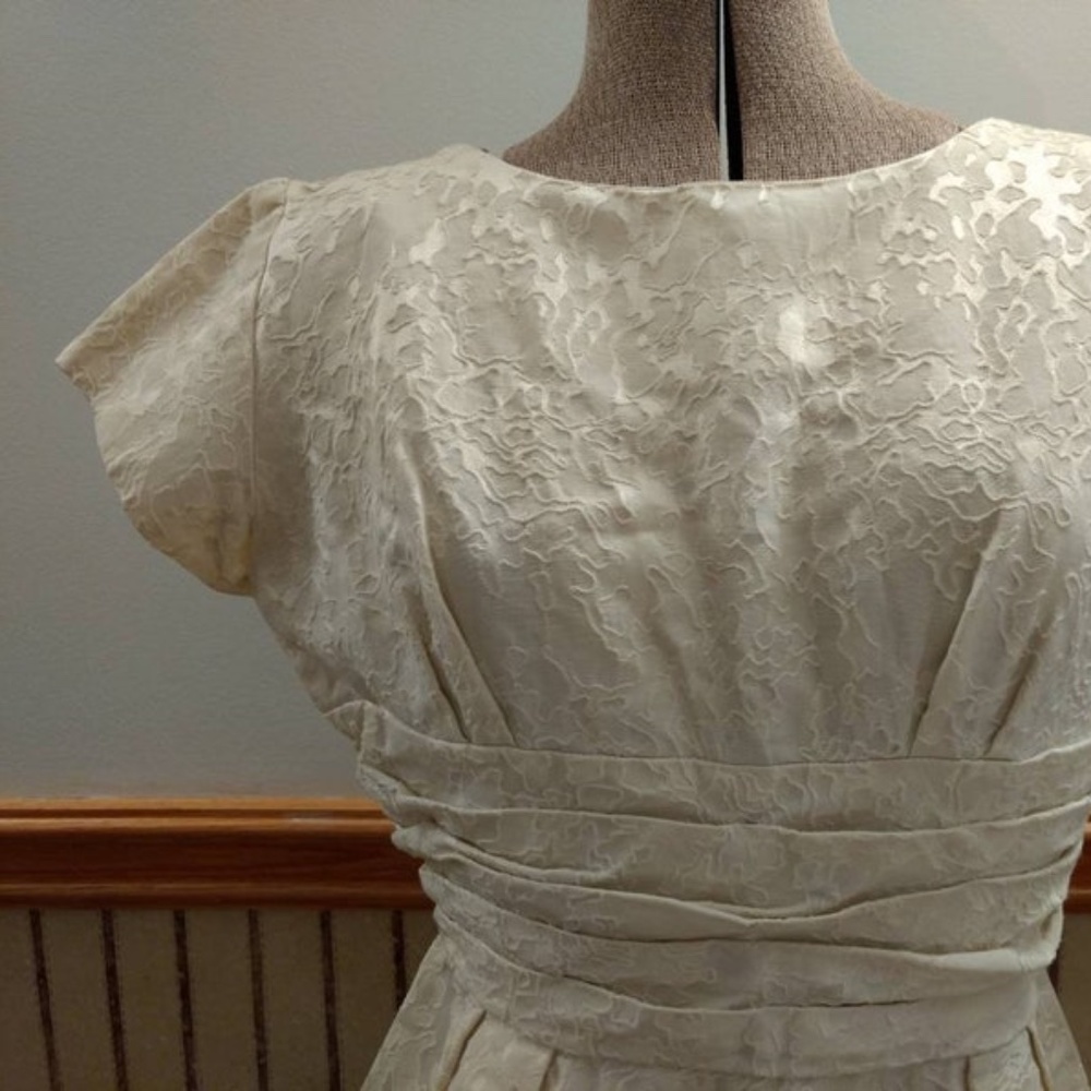 Vintage 50s Cocktail Dress 36" Bust Cream "A Lawrence Original" Jacquard - Picture 3 of 15